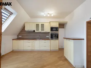 Pronájem bytu 2+kk, Litvínov - Chudeřín, Chudeřínská, 80 m2