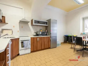 Pronájem kanceláře, Hradec Králové - Rusek, Černilovská, 243 m2