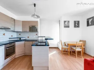 Pronájem bytu 2+1, Praha - Smíchov, Na Císařce, 81 m2