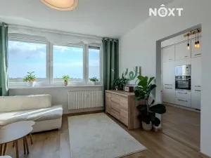 Prodej bytu 3+1, Břeclav, Na Valtické, 69 m2