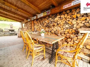 Prodej vícegeneračního domu, Vrcovice, 296 m2