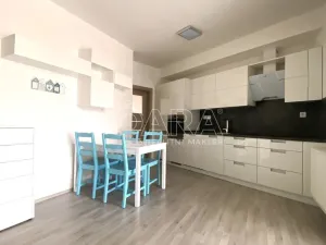 Pronájem bytu 2+kk, Brno, Hrozňatova, 72 m2