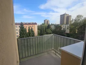 Prodej bytu 3+1, Kladno, Kordačova, 77 m2