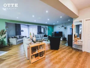 Pronájem rodinného domu, Plzeň, Rozkvetlá, 140 m2