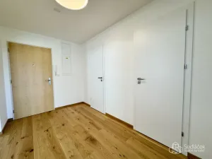 Pronájem bytu 2+kk, Karlovy Vary, Tyršova, 67 m2