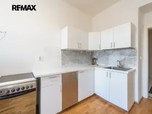 Prodej bytu 3+1, Praha - Smíchov, Svornosti, 99 m2