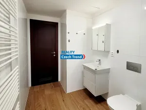 Pronájem bytu 2+kk, Olomouc, Třída Jiřího Pelikána, 56 m2