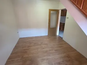 Pronájem bytu 3+kk, Mladá Boleslav - Čejetičky, Vinecká, 80 m2