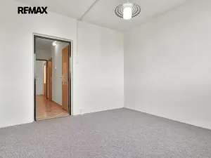 Prodej bytu 3+1, Praha - Malešice, Počernická, 72 m2