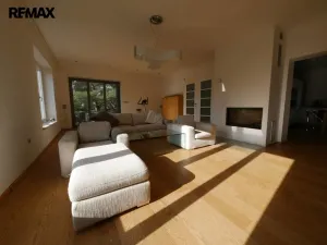 Pronájem rodinného domu, Praha - Žižkov, Šikmá, 260 m2