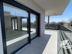 Prodej bytu 4+kk, Tribunj, Chorvatsko, 105 m2