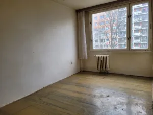 Prodej bytu 3+1, Pardubice - Polabiny, Křičkova, 56 m2