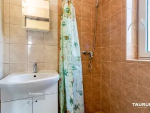 Prodej bytu 2+1, Hlohová, 64 m2