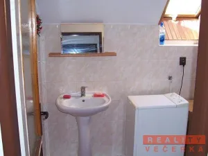 Pronájem bytu 4+1, Kamýk nad Vltavou, 75 m2