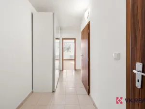 Prodej bytu 2+kk, Praha - Kobylisy, Šimůnkova, 47 m2