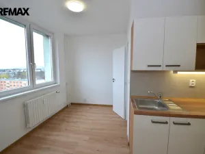 Pronájem bytu 1+1, Kroměříž, Spáčilova, 38 m2
