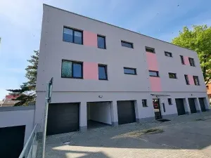 Pronájem garáže, Jihlava, U Cihelny, 16 m2