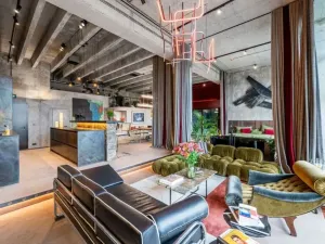 Prodej atypického bytu, Praha - Modřany, Československého exilu, 277 m2