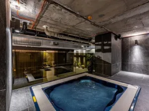 Prodej bytu 1+kk, Praha - Modřany, Československého exilu, 93 m2