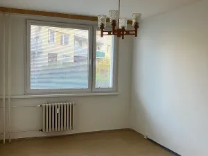 Pronájem bytu 3+1, Praha - Kobylisy, Libišská, 75 m2