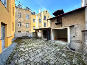 Prodej garáže, Karlovy Vary, Svahová, 100 m2