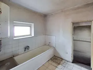 Prodej rodinného domu, Nová Ves I, Legerovo nám., 88 m2