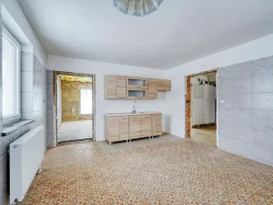 Prodej obchodního prostoru, Furth im Wald, Německo, 584 m2