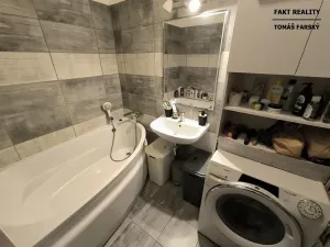 Pronájem bytu 2+kk, Chlumec, Stradovská, 45 m2