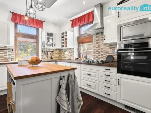 Prodej rodinného domu, Sadov - Bor, 470 m2