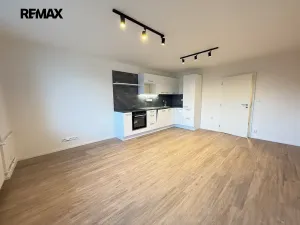 Pronájem bytu 3+kk, Praha - Břevnov, Bolívarova, 59 m2