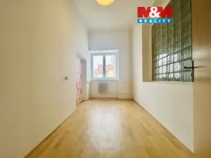 Pronájem kanceláře, Klatovy - Klatovy I, Kpt. Jaroše, 9 m2