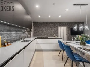 Pronájem rodinného domu, Kostelec nad Černými lesy, Svatbínská, 130 m2