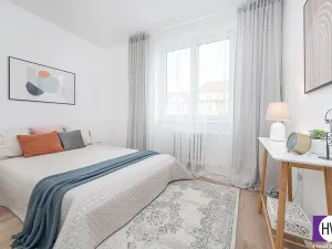 Prodej bytu 3+kk, Praha, Černokostelecká, 61 m2