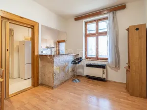 Pronájem bytu 2+kk, Praha - Nusle, Táborská, 57 m2