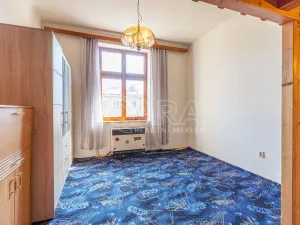 Pronájem bytu 2+kk, Praha - Nusle, Táborská, 57 m2