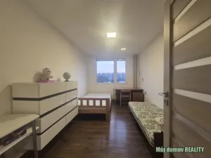 Pronájem bytu 2+kk, Praha - Kobylisy, Frýdlantská, 43 m2