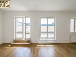 Prodej bytu 2+kk, Mariánské Lázně, Ruská, 53 m2