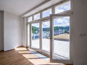 Prodej bytu 4+kk, Mariánské Lázně, Ruská, 110 m2