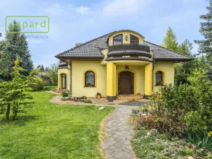 Prodej rodinného domu, Braškov, Akátová, 446 m2