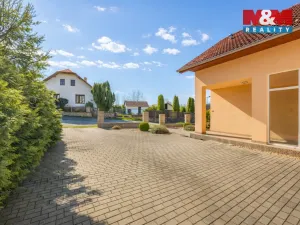 Prodej rodinného domu, Kamenná Lhota, 192 m2