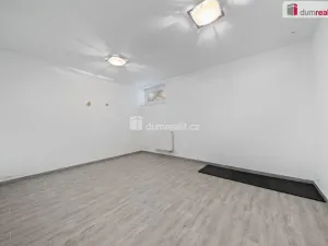 Prodej rodinného domu, Sluštice, 337 m2