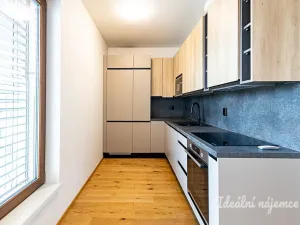 Pronájem bytu 3+kk, Praha - Královice, Ke Tvrzi, 89 m2