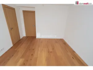 Prodej rodinného domu, Praha - Libuš, V Hrobech, 286 m2