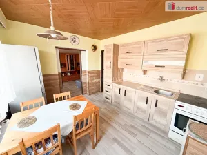 Prodej bytu 3+1, Chotětov, Palackého, 85 m2