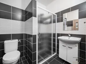 Prodej rodinného domu, Choltice, 200 m2