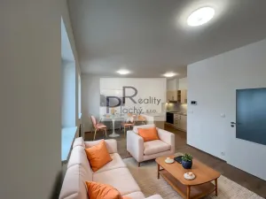 Prodej bytu 2+kk, Hevlín, 62 m2