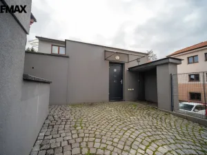 Prodej rodinného domu, Praha - Hloubětín, Poděbradská, 188 m2