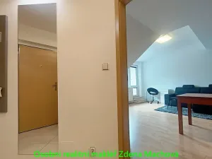 Pronájem bytu 2+kk, Praha - Strašnice, Gutova, 48 m2