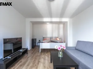 Pronájem bytu 1+1, Meziboří, Májová, 33 m2