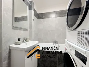 Prodej bytu 2+1, Milovice, Spojovací, 45 m2